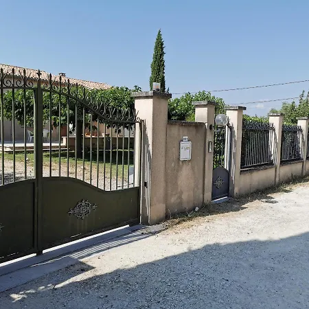 Aux Portes Du Luberon Σπίτι διακοπών *